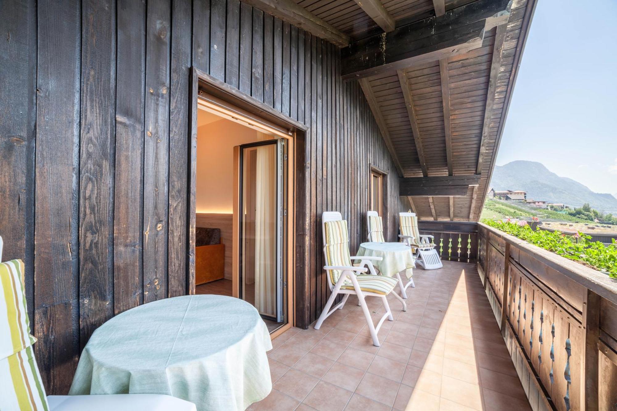 Hotel-Garni Appartement Gartenheim Schenna Eksteriør billede